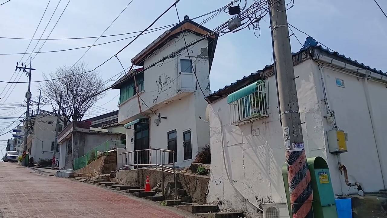 특이한 옛날집 조망권 엄청 좋아! 시골집 옛날집 여행 부동산 부자집 빈집 멋진산 오지마을