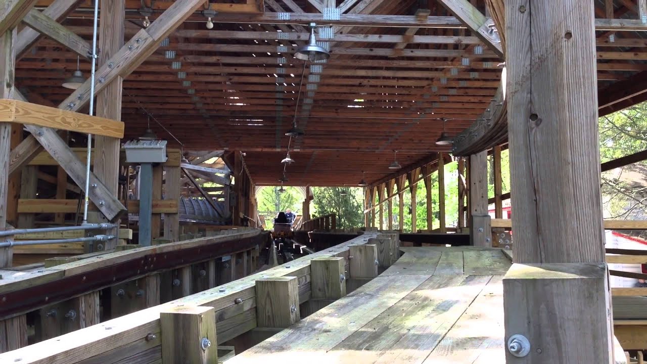 Flying Turns roll-by - YouTube