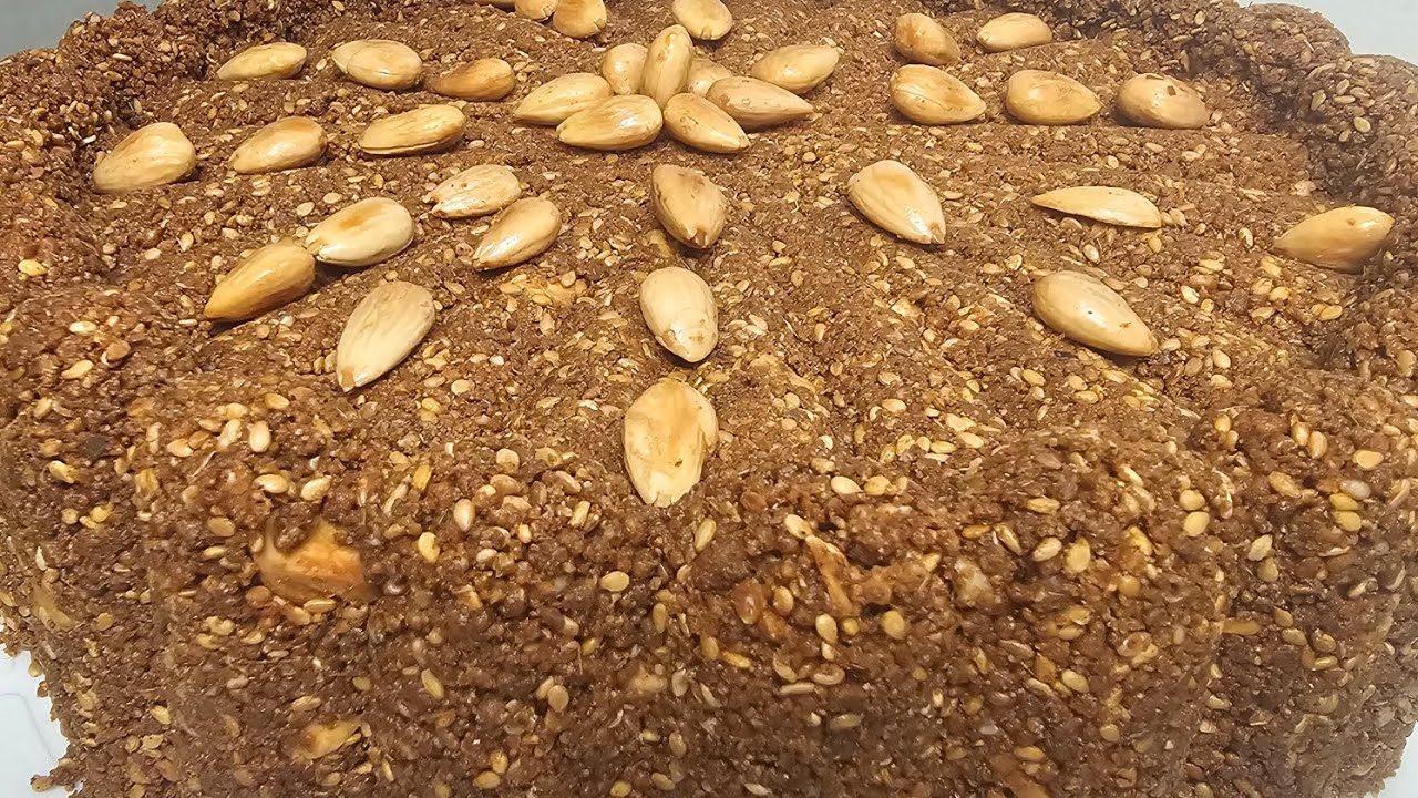 #بدون دقيق أبيض# بدون سكر# بدون زبدة ولا زيوت نباتية# سلو صحي ،لذيذ، ما تشبعوش منو # 😍