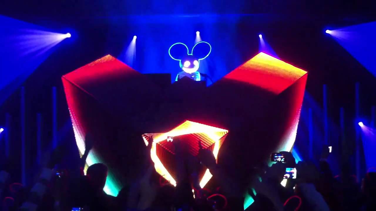 Deadmau5 Live Much Raise Your Weapon Hd Toronto January 4 11 Youtube