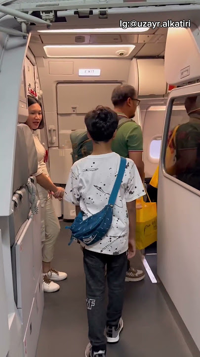 Ketinggalan sepatu sampai naik pesawat