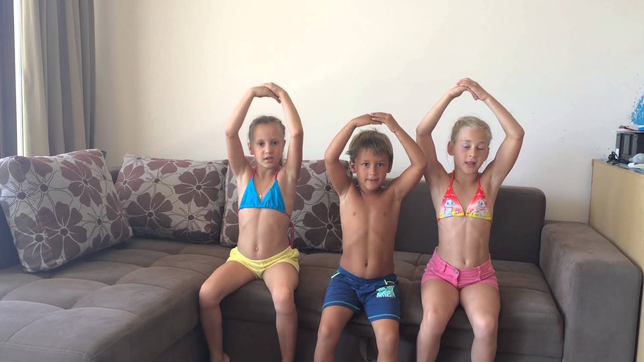 Down at the sea shore -  песенка на английском языке про море, ракушки