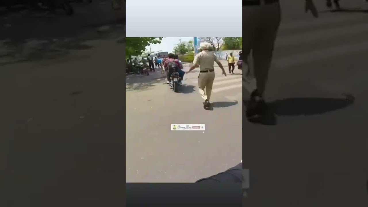 funny 🤣😂 indian bikers vs cops
