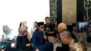Suasana Deddy Corbuzier Menjadi Mualaf, Mengucap Dua Kalimat Syahadat disaksikan Banyak Ulama