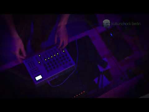 My first little live performance | UC-33e & Ableton Live