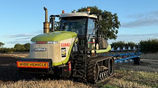 PLOUGHING HEADLANDS /  NEW MACHINE ARIVES !! @LEMKENAgrovision