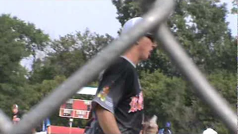 Mush Reloaded's Siewert drives in Roberts with hit...