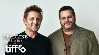 Alex Winter & Josh Gad on ‘Adulthood,’ the Crime Comedy of Siblings & Murder Wealth