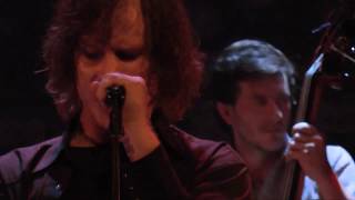 Isobell Campbell & Mark Lanegan 2010-09-11 Café de la Danse, Paris [720p]