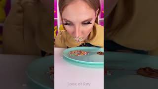 A Mood, A Look, Ice Cream Lips