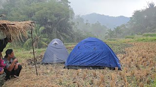CAMP FISHING Ep.566 Pouring Rain While Trekking the Valley Below Saung Ucuy Cihuyy to Cisokkan