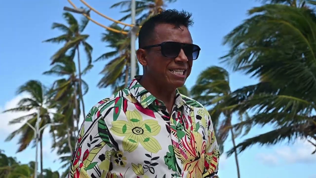 在 YouTube 上觀看「Tanto Tiempo - Versión Merengue ||| Lajho's. (Video Oficial)」 在 YouTube 上觀看「Tanto Tiempo - Versión Merengue ||| Lajho's. (Video Oficial)」