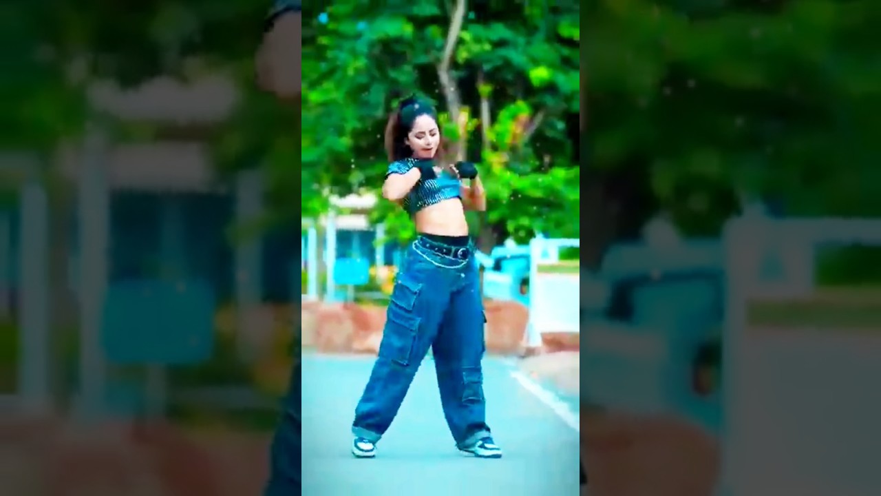 are  Raja bahiya mein aaja! new nagpuri song! bahiya mein aaja Nagpuri  