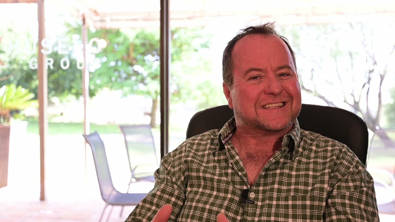 Jacques Praat: Cyclone Steam Clean