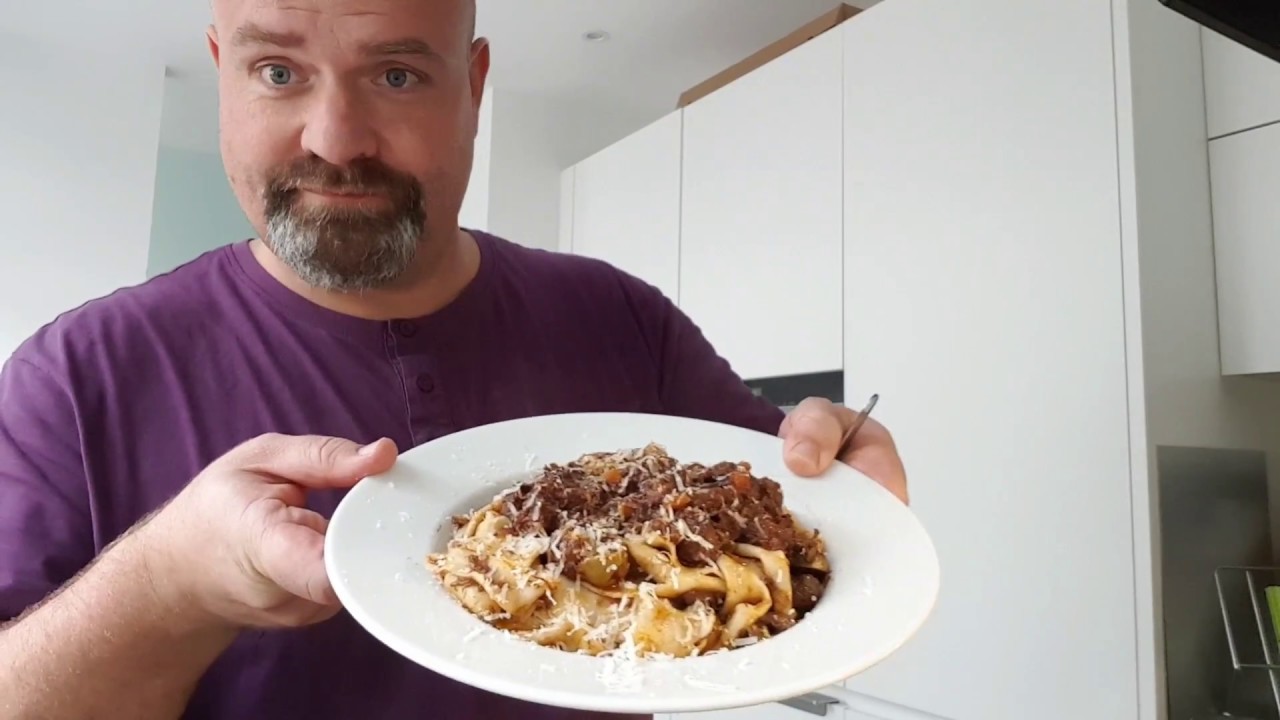 Pappardelle al ragù di cinghiale - YouTube