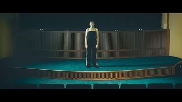 KÁLI - hate me (Official music video)