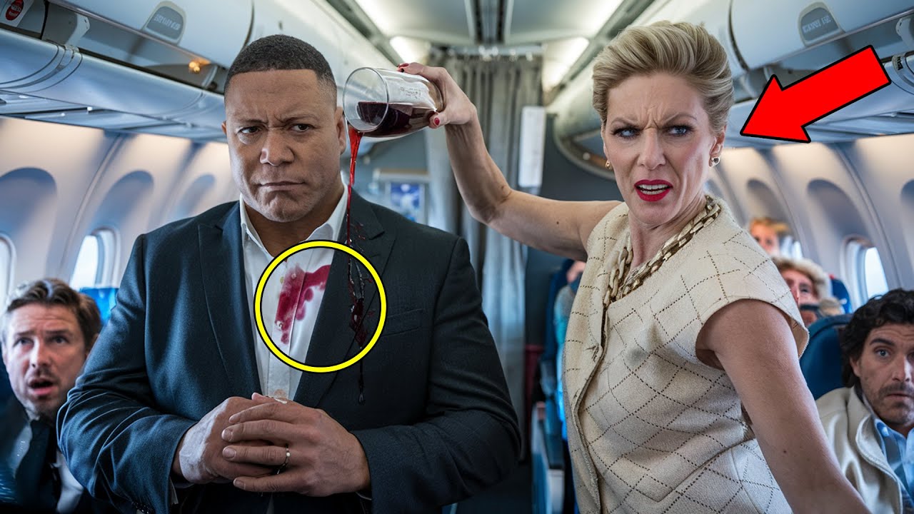 Белый пассажир пролил напиток на чернокожего адвоката — постановление суда поступило еще до призе...