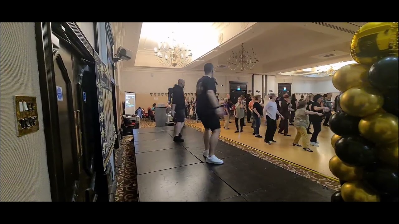 DOUBLE TAKE Line Dance De Shane McKeever & Fred Whitehouse - YouTube