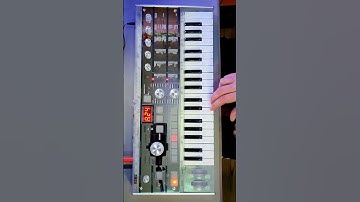 Synth Bass Jam on microKORG Crystal: Ainsworth The Musician