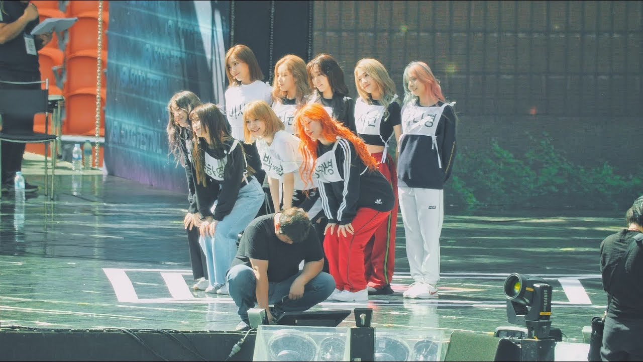 사복 리허설 fromis_9 (프로미스나인) - To Heart @181003 아시아송 페스티벌 [ 4k Fancam/직캠]