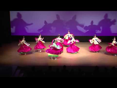 韓国太鼓 伝統舞踊 2017.11.19 朝鮮舞踊 太鼓の舞 조선무용 쌍무《쌍채북춤》Korean