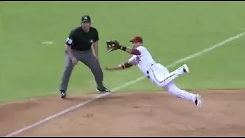 MLB Great Plays to Escape Big Jams