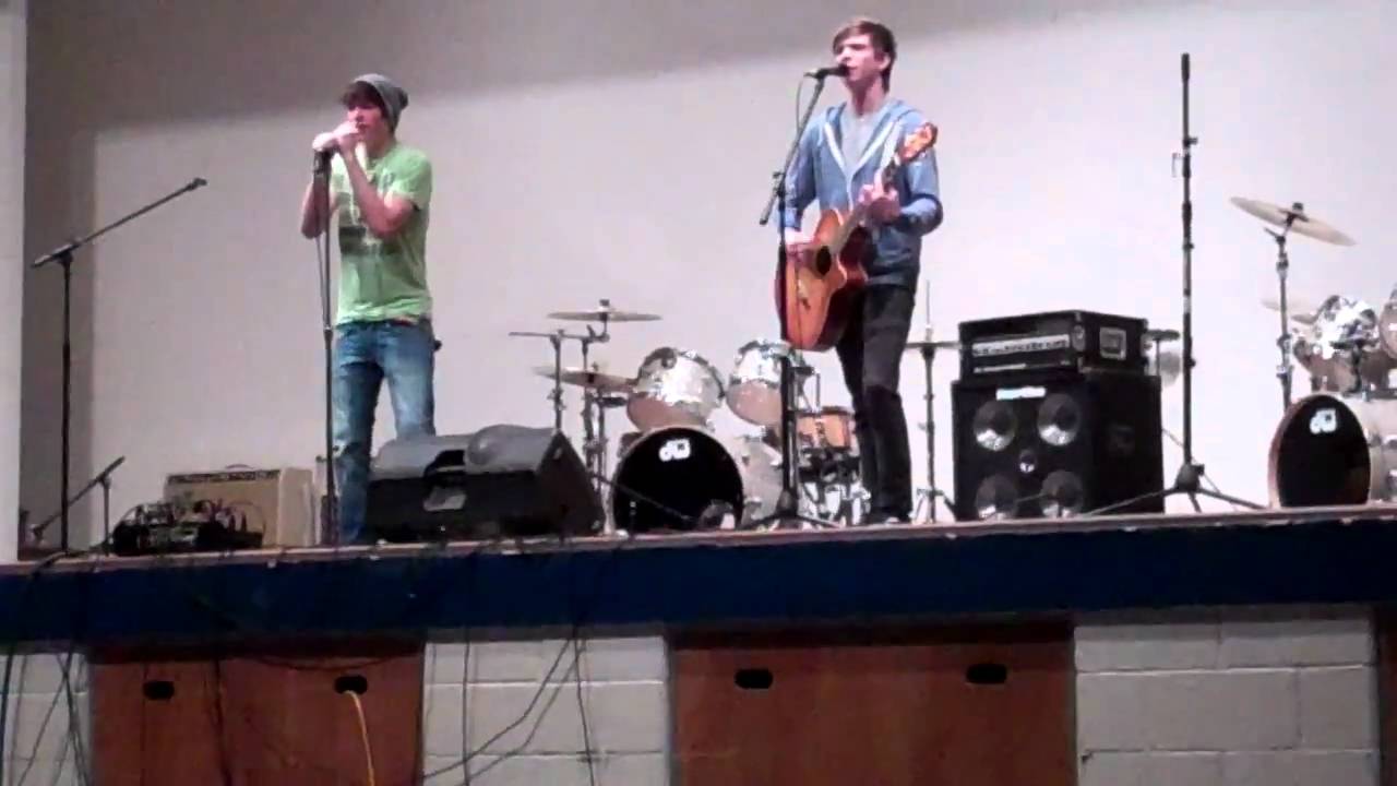 FalCity - Walk On Water