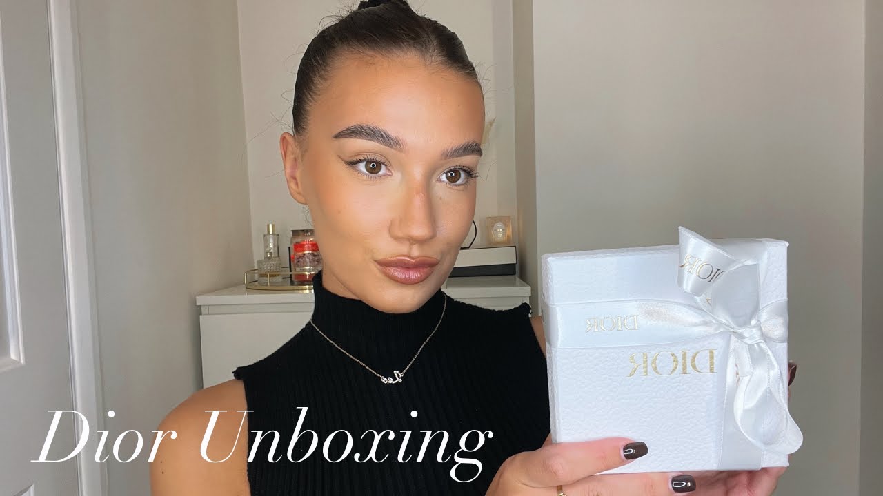 DIOR UNBOXING | PETIT CD BRACELET | Jess Gambell - YouTube