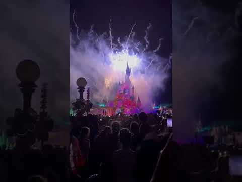 Wideo: Przewodnik po pokazach fajerwerków Disney World