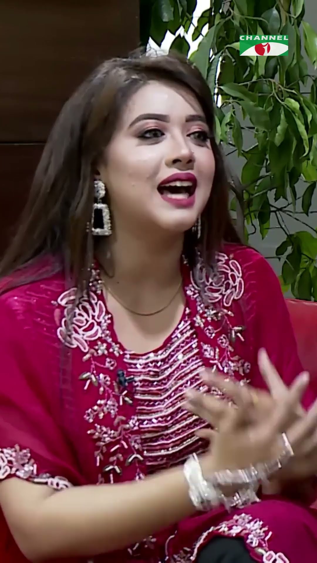 দুষ্টু পোলাপাইনের ধাক্কাটাই এখনো সামলাই উঠতে পারিনাই | Channel i Tv