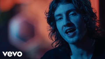 Dean Lewis - Need You Now (Official Video)
