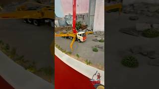 GIGANTIC scale model concrete pump