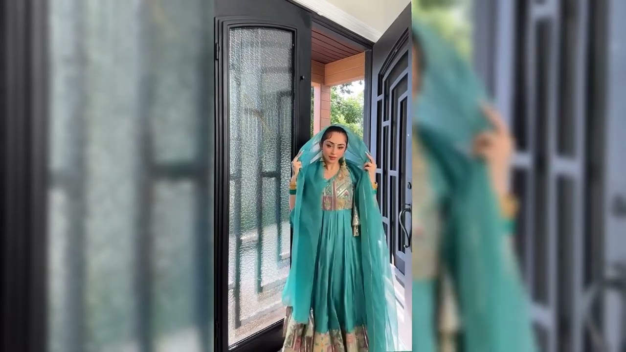 Ms Sethi - The sound of love❤ clapping 😉 