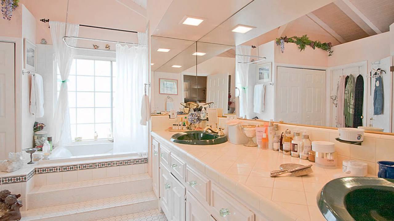 Tarzana Celebrity Estate, 18600 Ringling St, Tarzana, CA, Erin Pohl and Bob Pearson