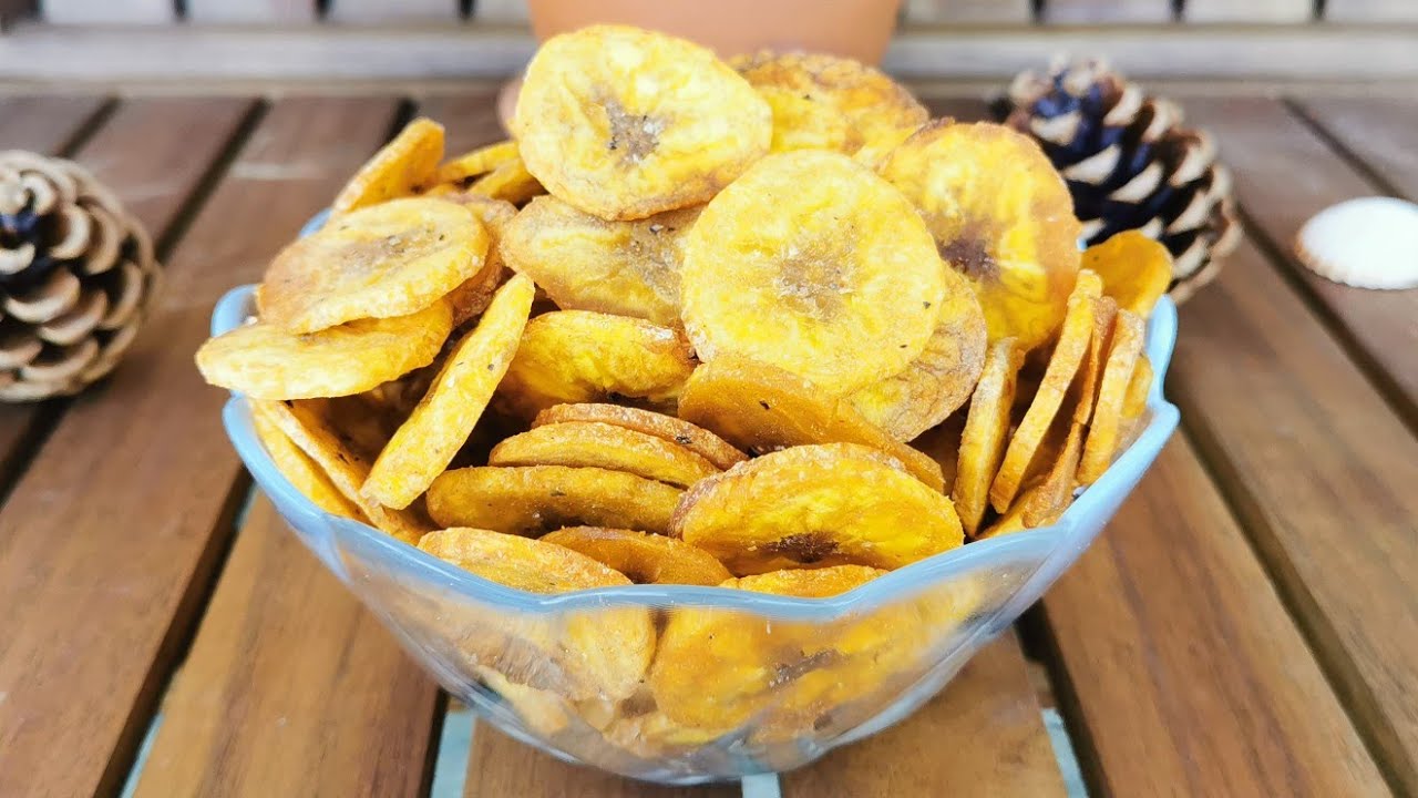 Chips de platano para picotear receta fácil,barato y sin freir | - YouTube