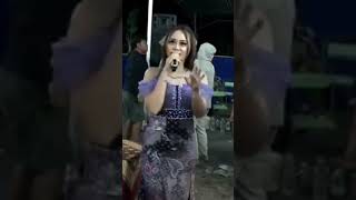 Sekar Lathi ronista 