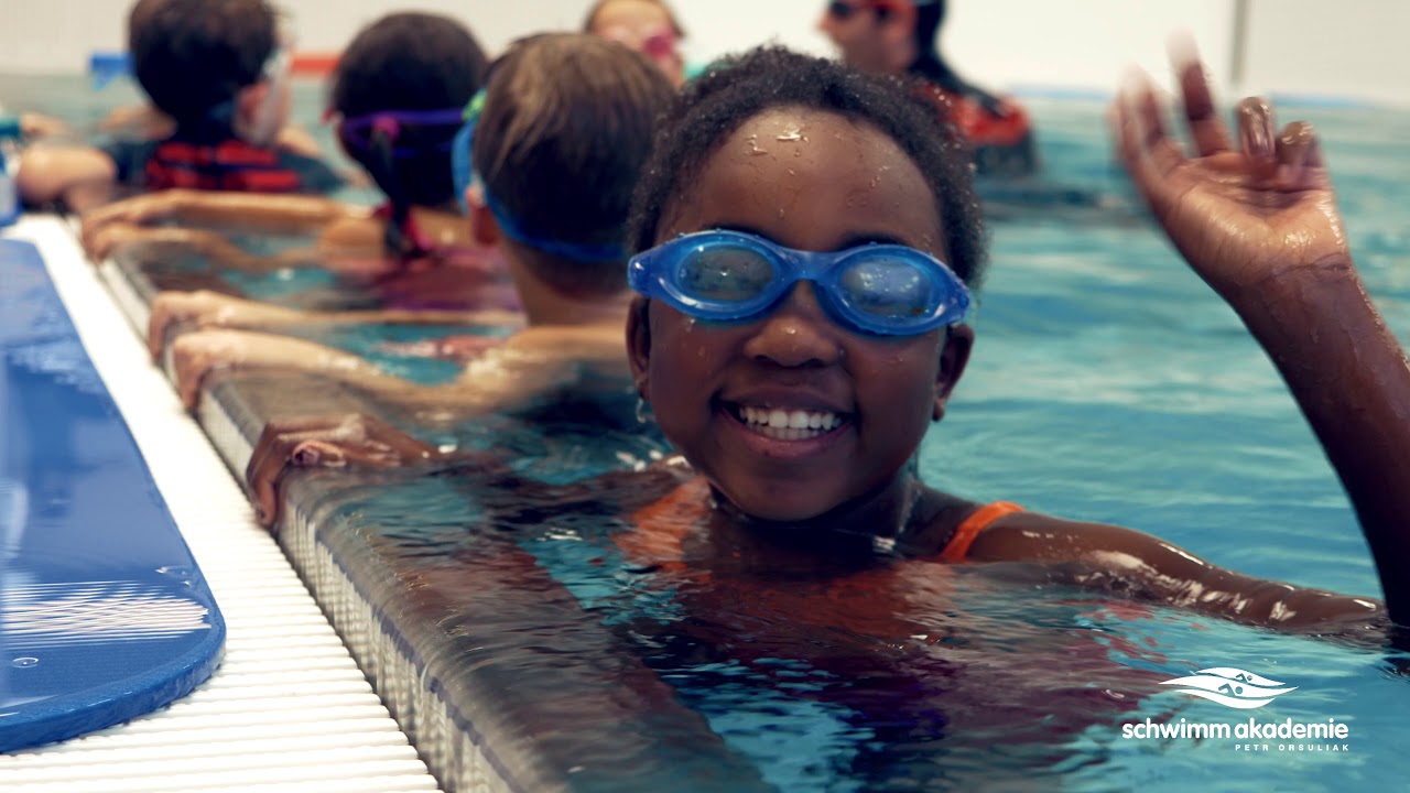 Kinderschwimmen bei der Schwimmakademie Petr Orsuliak