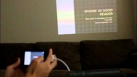 iphone 4s goodreader with pico projector