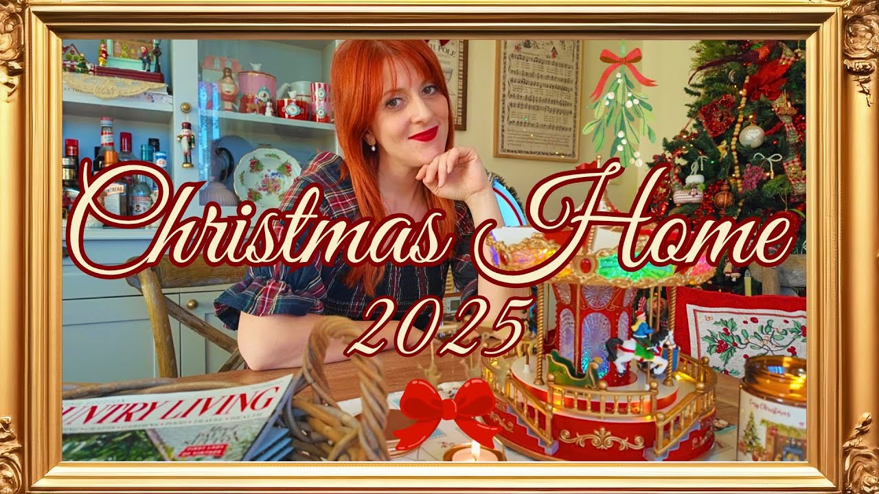 Christmas House Tour 2025 | To Χριστουγεννιάτικο Σπίτι Μας !🎄A Little Bit Of Marlen
