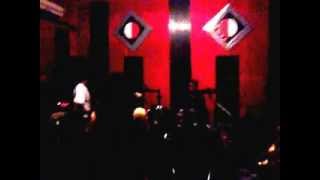 Download Lagu Gadis Dan Bunga by The Rythm ( studio version ) MP3