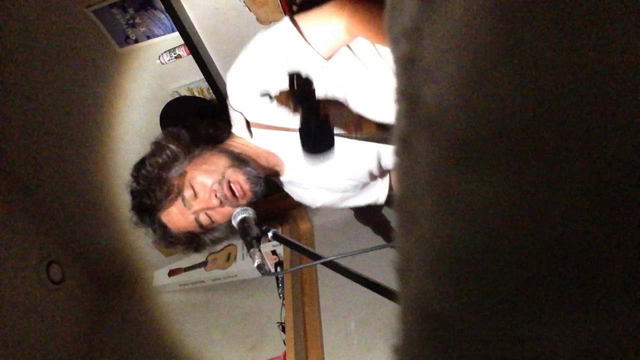 在 YouTube 上觀看「東京  桑田佳佑  を歌う」 在 YouTube 上觀看「東京  桑田佳佑  を歌う」