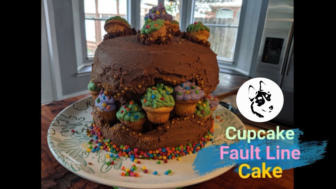 Cupcake FAULT LINE CAKE StewieWorks