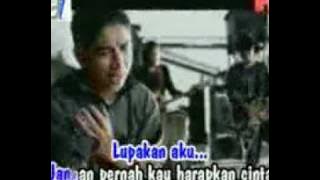 Chrisye feat Ungu - Cinta Yang Lain