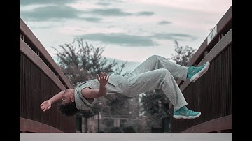 FLOAT YOURSELF? - Photoshop Tutorial