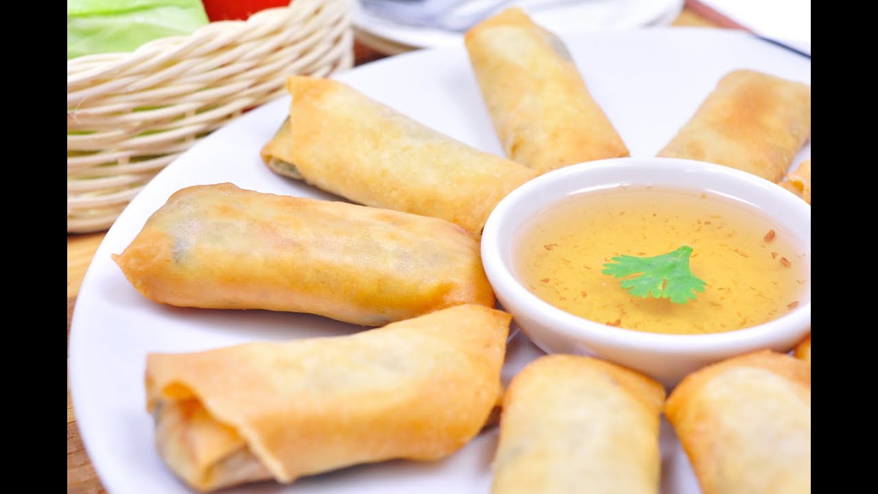 Thai Spring Rolls - ปอเปี๊ยะทอด (Por Pieer Tod) [4K]