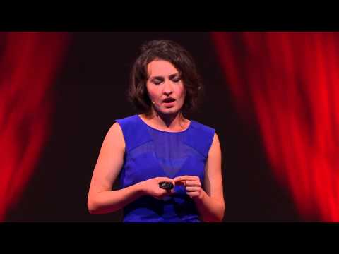 Theory of mind through the lens of algorithms | Andreea Diaconescu | TEDxZurich