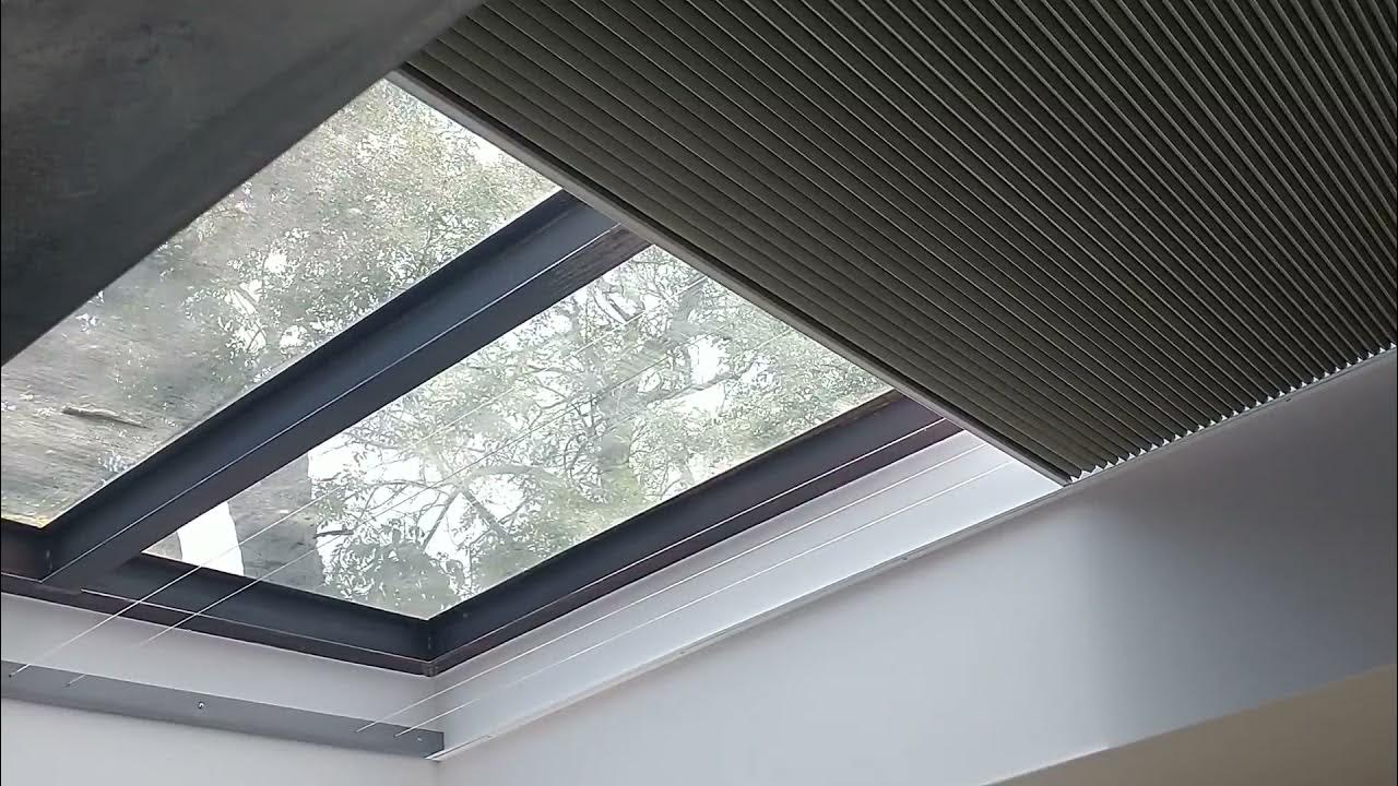 Instalación cortina resorte ventana techo Roto Maydisa 