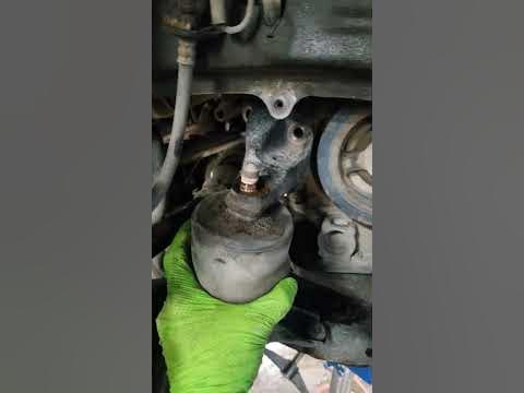Toyota Sienna Lower control arm removal . - YouTube