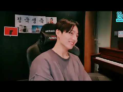 Jungkook Birthday Vlive 'Heartbeat' 💜