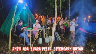 Camping berdua di hutan penuh mistis,terdengar suara gamelan di tangah malam.